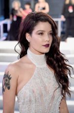 HALSEY at 2016 MTV Video Music Awards in New York 08/28/2016