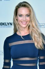 HANNAH FERGUSON at SI Swimsuit Summer of Swim Concert at Coney Island 08/28/2016