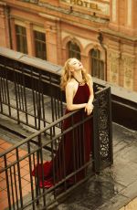 AMANDA SEYFRIED in Elle Mahazine, China September 2016 Issue