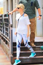 TAYLOR SWIFT Arrives at a Gym in New York 08/09/2016