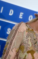 HEIDI KLUM at 2016 MTV Video Music Awards in New York 08/28/2016
