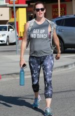 JENNIFER GARNER Leaves a Gym in Brentwood 08/13/2016