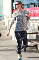 JENNIFER GARNER Leaves a Gym in Brentwood 08/13/2016