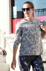 JENNIFER GARNER Leaves a Gym in Brentwood 08/13/2016