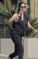 JENNIFER GARNER Leaves a Gym in Los Angeles 08/23/2016