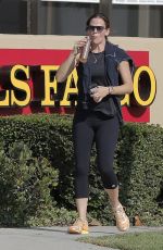 JENNIFER GARNER Leaves a Gym in Los Angeles 08/23/2016