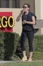 JENNIFER GARNER Leaves a Gym in Los Angeles 08/23/2016