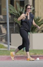 JENNIFER GARNER Leaves a Gym in Los Angeles 08/23/2016