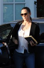 JENNIFER GARNER Out and About in Brentwood 08/29/2016