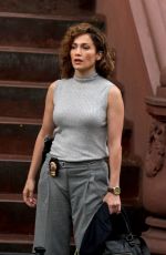 JENNIFER LOPEZ on the Det of 