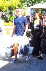 JESSICA ALBA Shopping at The Grove Mall in West Hollywood 08/06/2016
