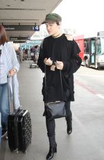 JESSIE J at Los Angeles International Airport 08/12/2016