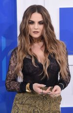JOANNA JOJO LEVESQUE at 2016 MTV Video Music Awards in New York 08/28/2016