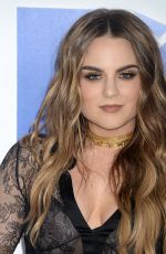 JOANNA JOJO LEVESQUE at 2016 MTV Video Music Awards in New York 08/28/2016