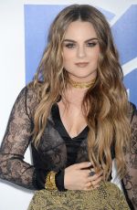 JOANNA JOJO LEVESQUE at 2016 MTV Video Music Awards in New York 08/28/2016