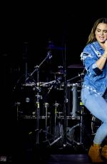 JOANNA JOJO LEVESQUE Performs at Molson Canadian Amphitheatre in Toronto 08/11/2016