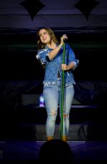 JOANNA JOJO LEVESQUE Performs at Molson Canadian Amphitheatre in Toronto 08/11/2016