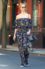 KARLIE KLOSS Out and About in New York 08/25/2016