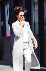 KATE BECKINSALE Shopping at Notting Hill in London 08/03/2016