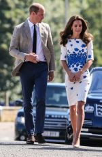 KATE MIDDLETON Out in Luton 08/24/2016