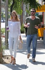KATE UPTON Leaves Coffee Been & Tea Leaf in Beverly Hills 08/11/2016