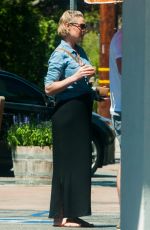 KATHERINE HEIGL Out in Los Angeles 08/18/2016