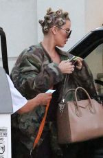 KHLOE KARDASHIAN Shows New Hairdo at Morton