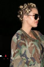KHLOE KARDASHIAN Shows New Hairdo at Morton