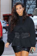 KIM KARDASHIAN Out and About in New York 08/29/2016