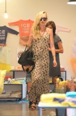 KIMBERLY STEWART Shopping in West Hollywood 08/29/2016