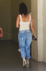 KORTNEY KARDASHIAN Out and About in Woodland Hills 08/09/2016