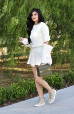 KYLIE JENNER Out and About in Beverly Hills 08/02/2016