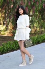 KYLIE JENNER Out and About in Beverly Hills 08/02/2016