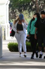 KYLIE JENNER Out and About in Calabasas 08/06/2016