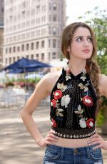 LAURA MARANO on the Set of a Photoshoot in New York 08/25/2016