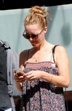 LESLIE MANN Leaves Her Hotel in New York 08/04/2016
