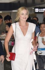 MARGOT ROBBIE Arrives at Airport in Tokyo 08/24/2016