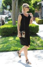 MARIA SHARAPOVA Out and About in Los Angeles 08/01/2016