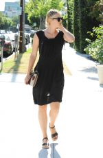 MARIA SHARAPOVA Out and About in Los Angeles 08/01/2016