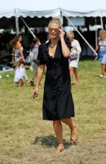 MOLLY SIMS at Ovarian Cancer Super Saturday Project in New York 07/30/2016