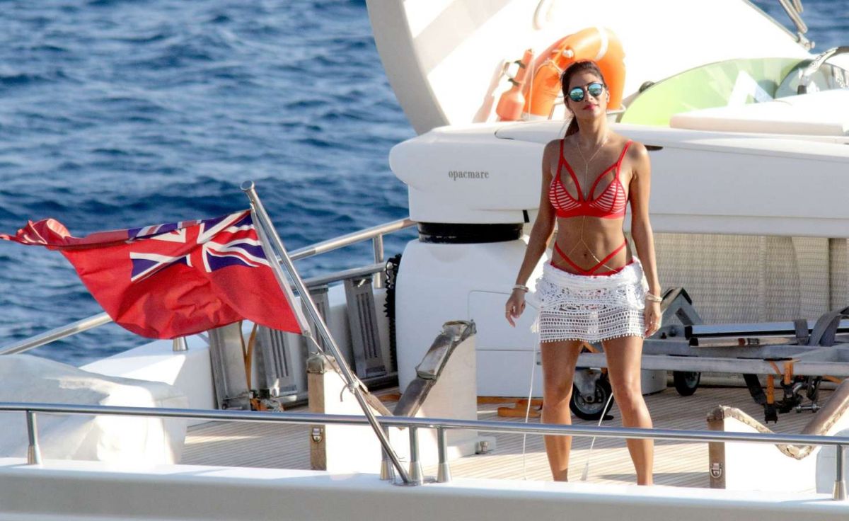 NICOLE SCHERZINGER in Bikini on a Yacht in Mykonos 08/02/2016 NICOLE SCHERZINGER in Bikini on a Yacht in Mykonos 08/02/2016