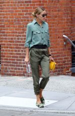 OLIVIA PALERMO Out in New York 08/21/2016