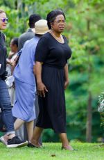 OPRAH WINFREY on the Set of 