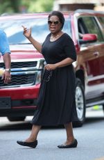 OPRAH WINFREY on the Set of 