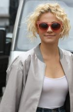 PIXIE LOTT Arrives at Theatre Royal in London 08/10/2016
