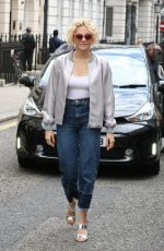 PIXIE LOTT Arrives at Theatre Royal in London 08/10/2016