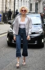 PIXIE LOTT Arrives at Theatre Royal in London 08/10/2016
