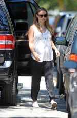 Pregnant OLIVIA WILDE Out and About in New York 08/17/2016