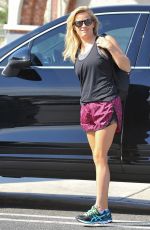 REESE WITHERSPOON Arrives at Brentwood Country Mart 08/21/2016