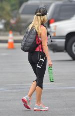 REESE WITHERSPOON Heading to a Gym in Los Angeles 08/26/2016